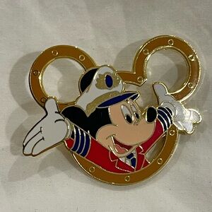 Disney Cruise Line 2004 Pin #34797 - Captain Mickey Mouse in Port Hole